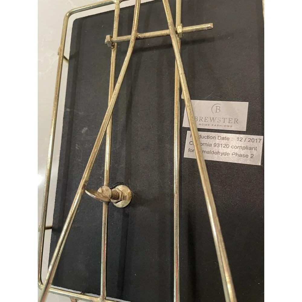 Brewster Home Fashions 5x7 Floating MCM Style Picture Frame in Gold